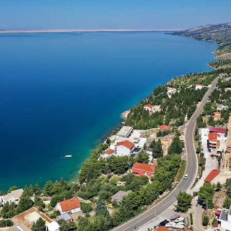 Steinhaus Mirko Holiday home Starigrad Paklenica