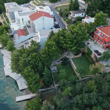 펜션 Steinhaus Mirko *