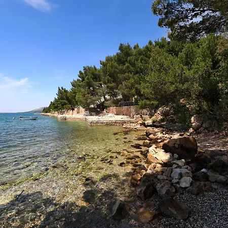 Steinhaus Mirko Holiday home Starigrad Paklenica