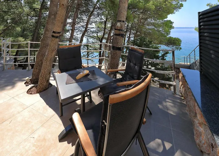 Steinhaus Mirko * Стариград-Пакленица