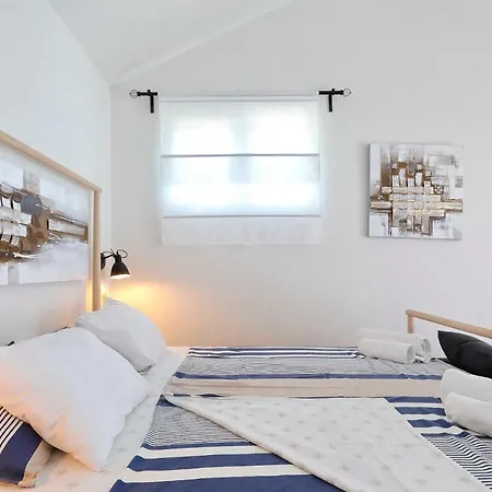 Steinhaus Mirko Сasa de vacaciones *