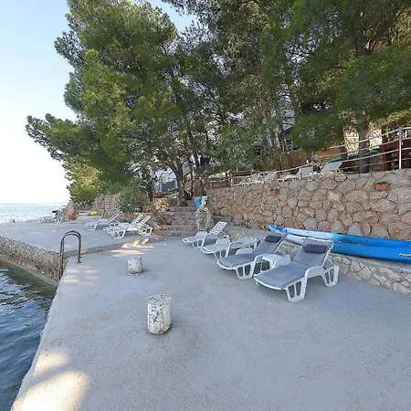 Steinhaus Mirko Сasa de vacaciones Starigrad Paklenica