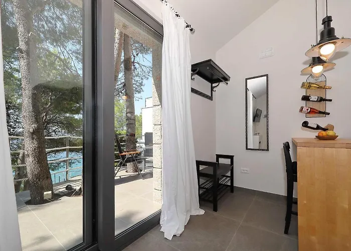 Vakantiehuis Steinhaus Mirko Starigrad Paklenica